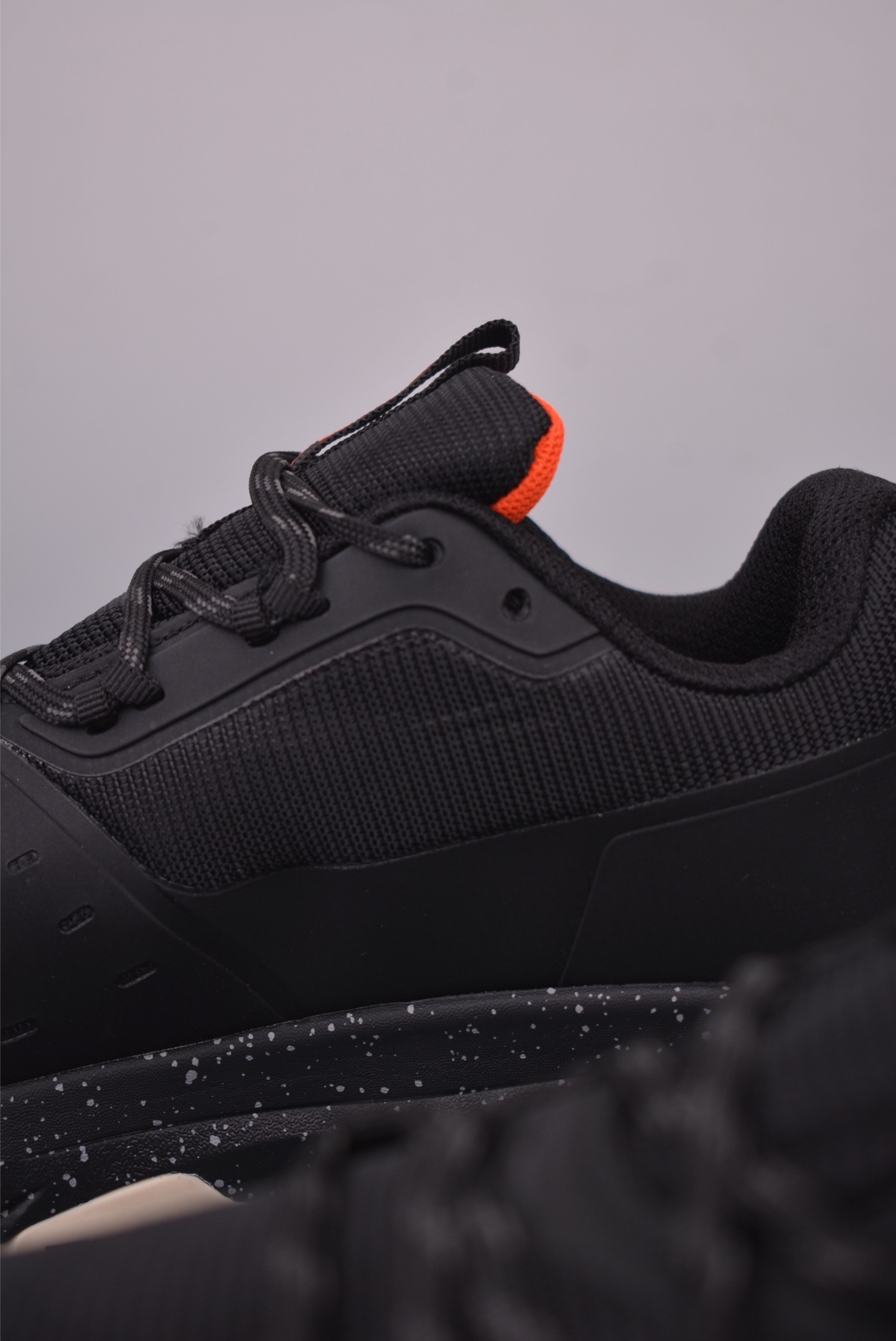 The North Face Mountaineering Cross-Country Hiking Shoes 