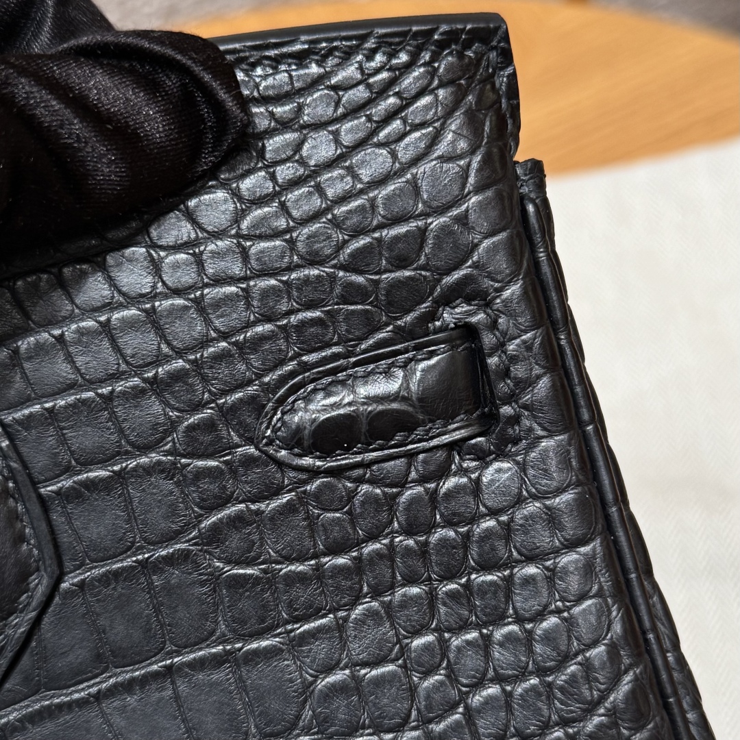 Hermes Birkin 89noir handbag (handmade to order)