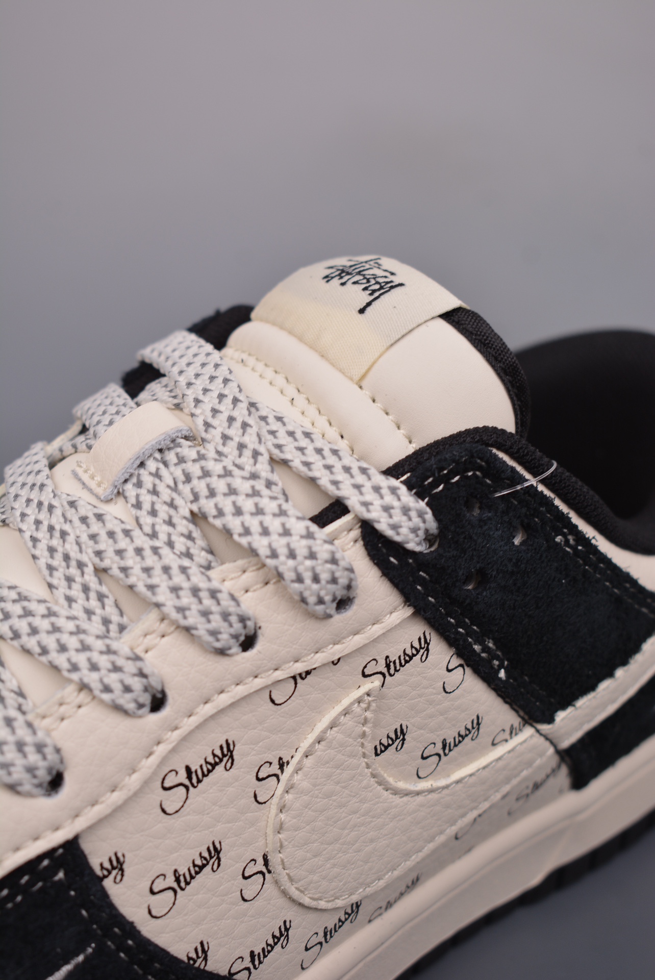 Stussy x Nike By You SB Dunk Low Retro SP Black and White Embroidery XY1688-017