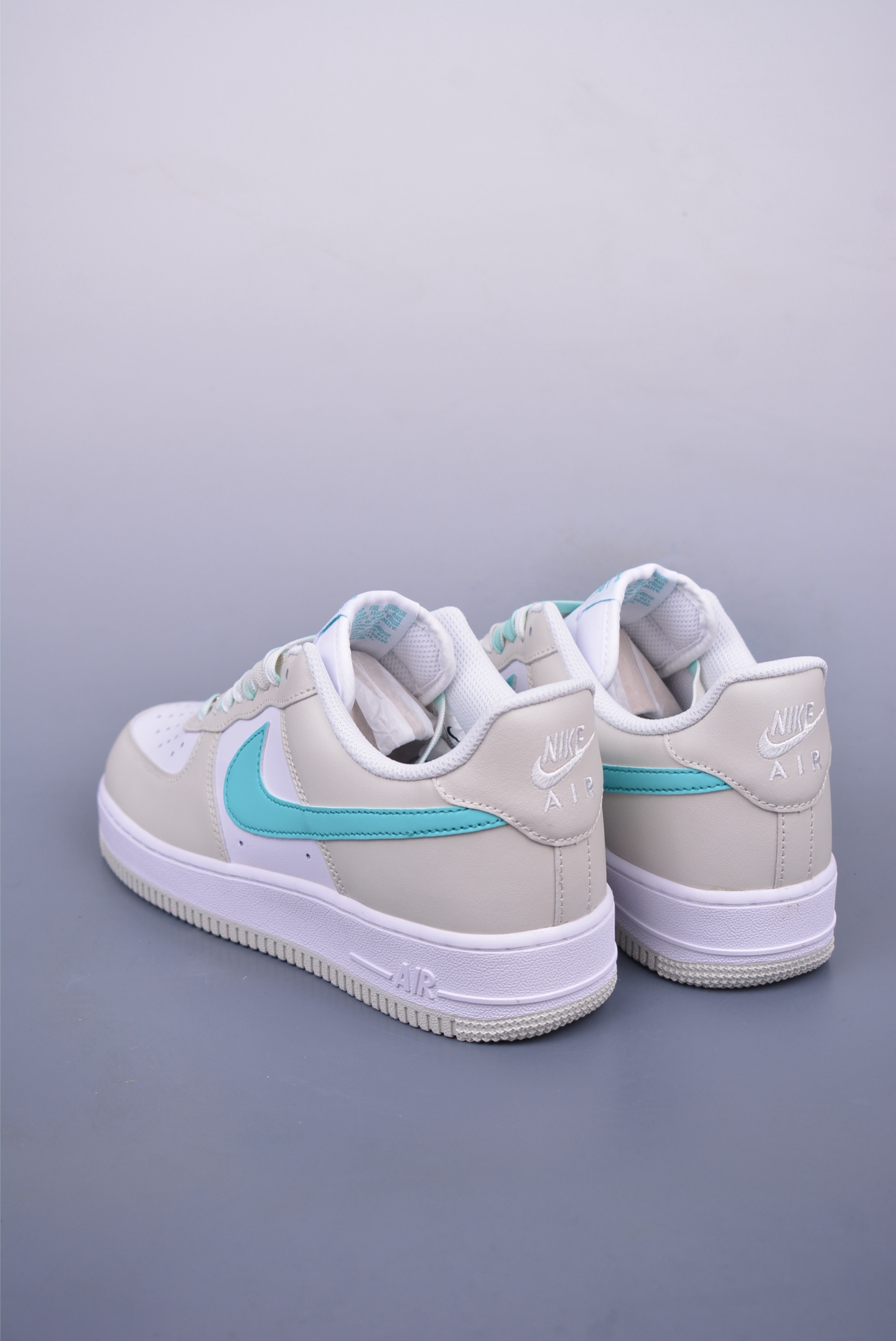 Nike Air Force 1 07 Low Sneakers Blue Hook Gradient LZ6699-555