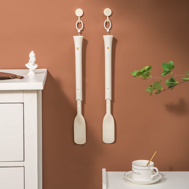 (🔥Last Day Promotion-SAVE 50% OFF) Telescopic Adjustable Length Shoe Horn--BUY 2 GET 1 FREE
