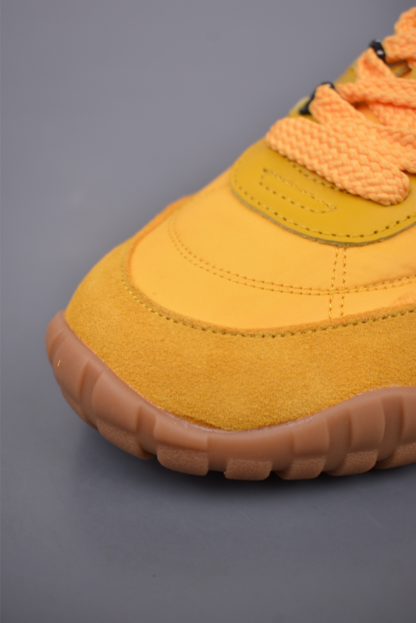 Miu Miu Tyre Low Sneakers 