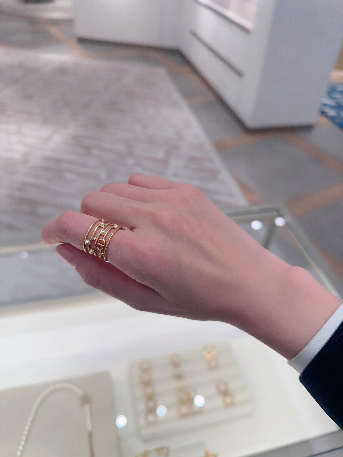 Dior circle ring