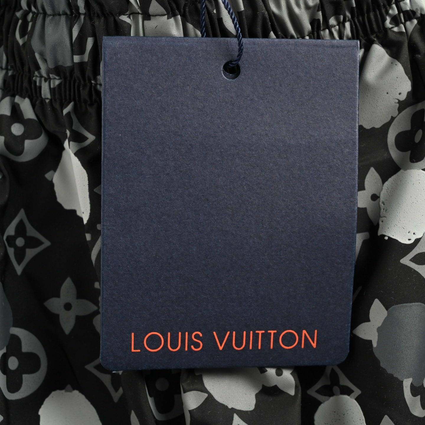 Louis Vuitton 25ss Yayoi Kusama all over print hand-painted polka dot woven shorts