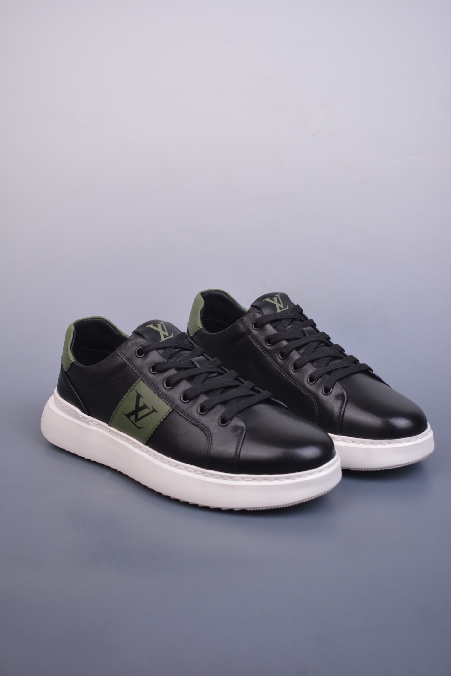 Louis vuitton Trainer Sneaker Low 