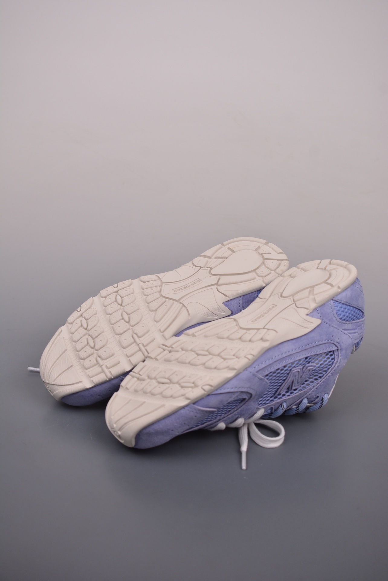 Miu Miu x New Balance 530 SL 