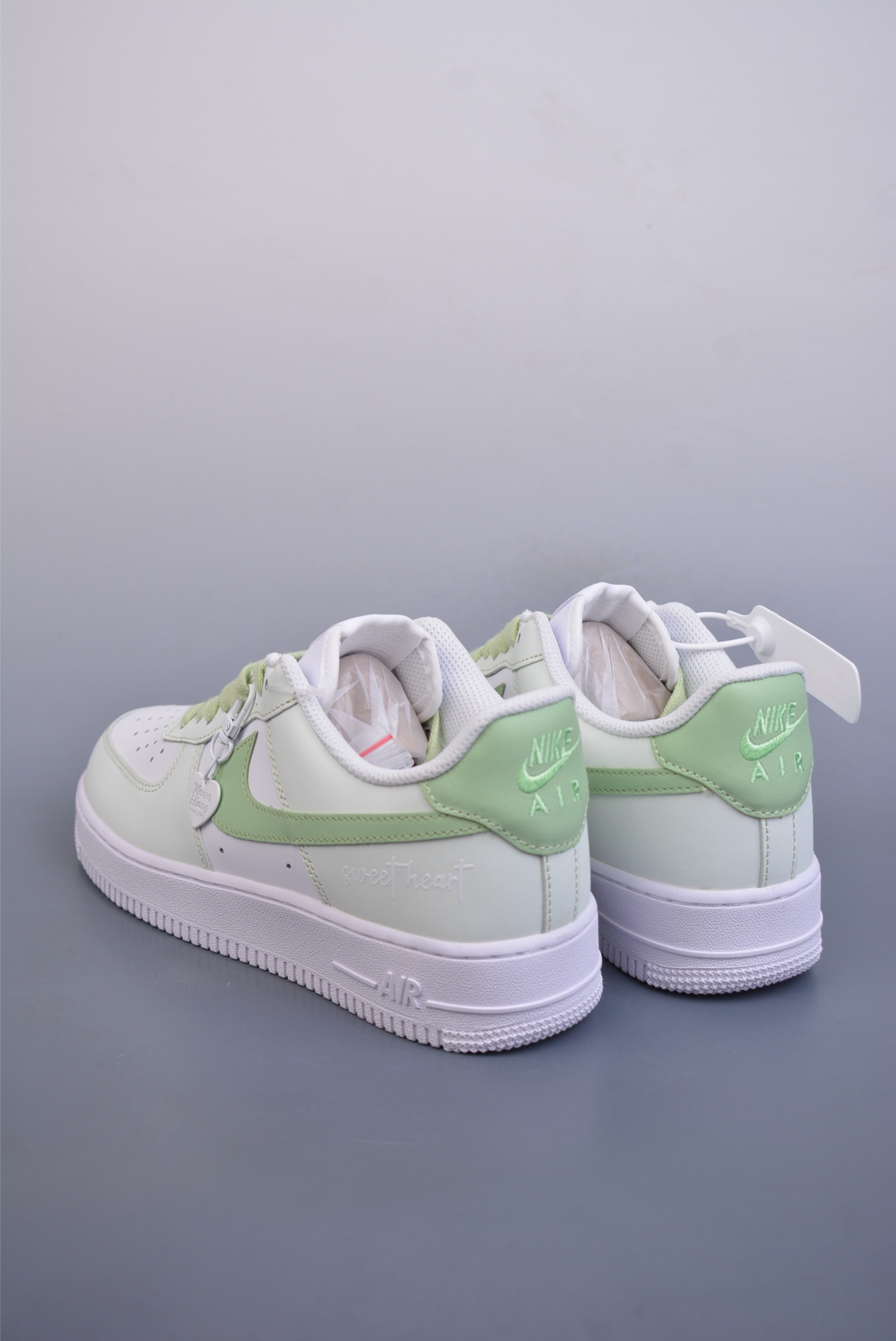 Stussy x Nike Air Force 1 07 Low Sneakers White Green Apple DY8899-002