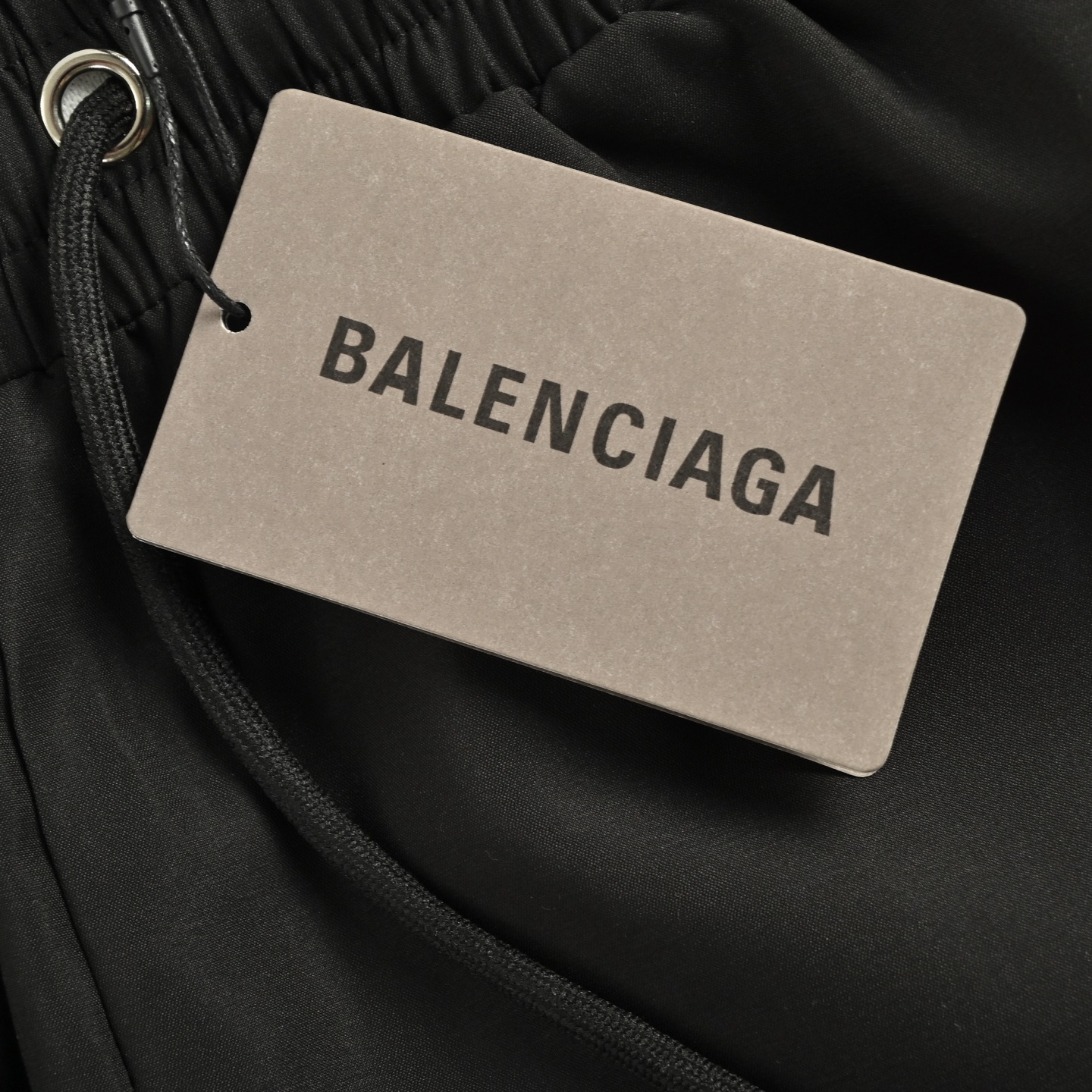 Balenciaga 25ss lock-embroidered beach shorts