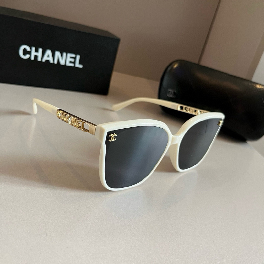 Chanel round frame sunglasses
