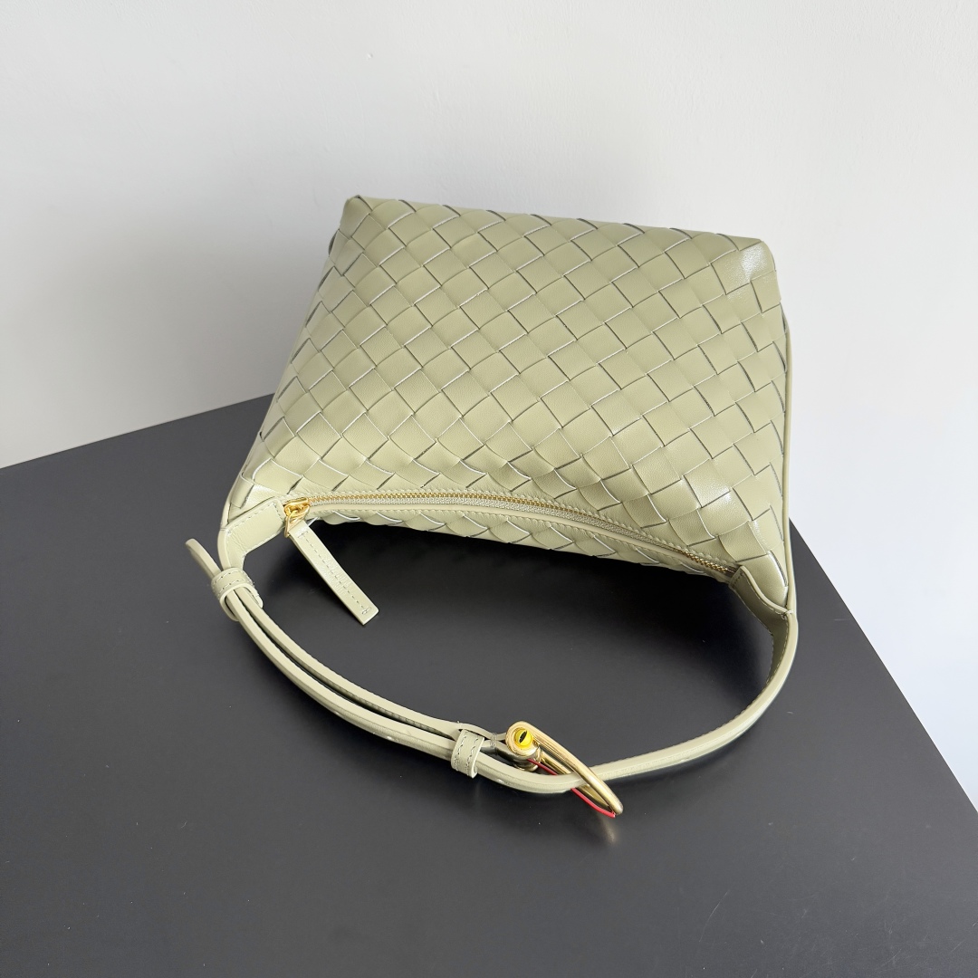 Bottega Veneta Year of the Snake Limited Edition Wallace Handbag 754443