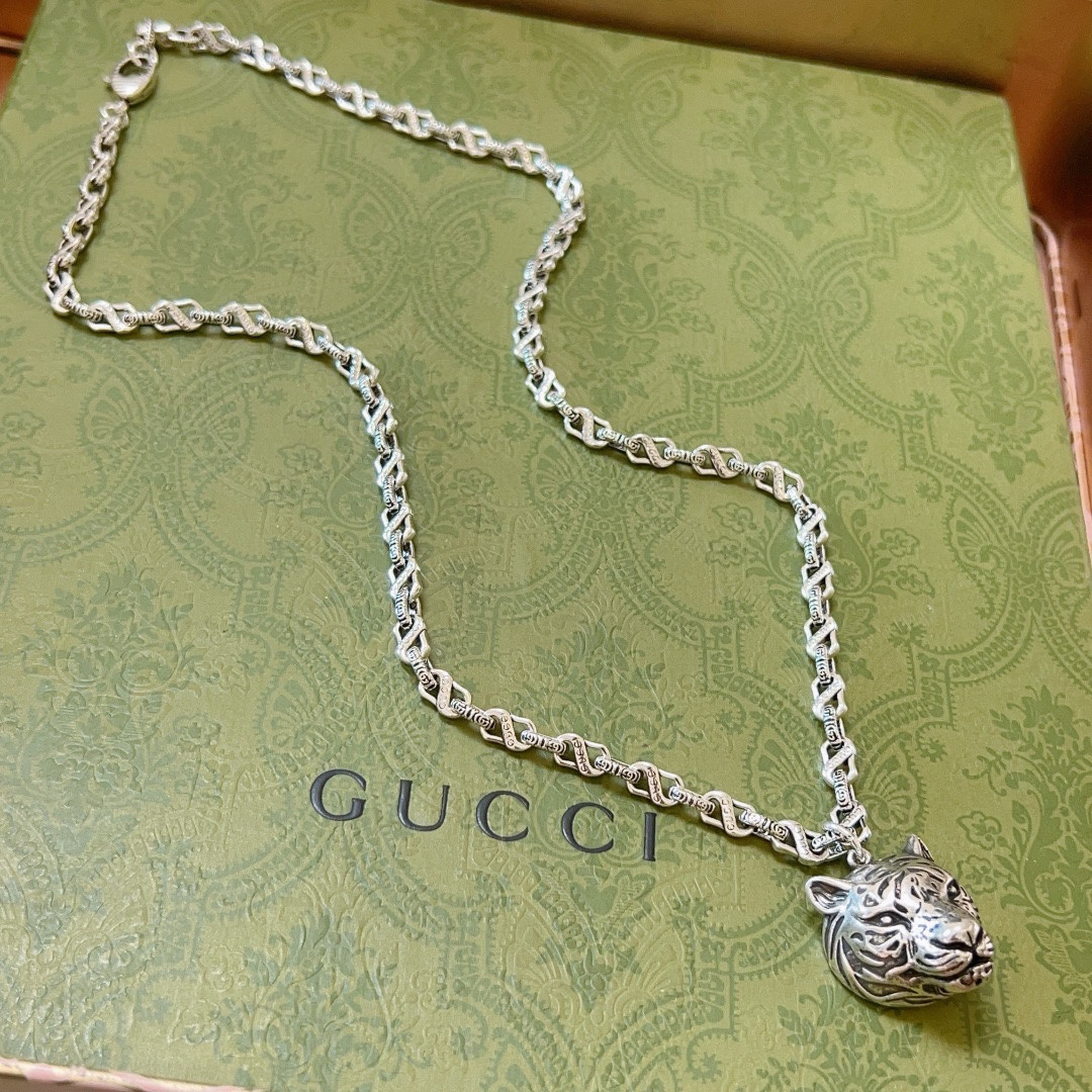 Gucci Anger Forest Series Panther Head Vintage Chain Necklace