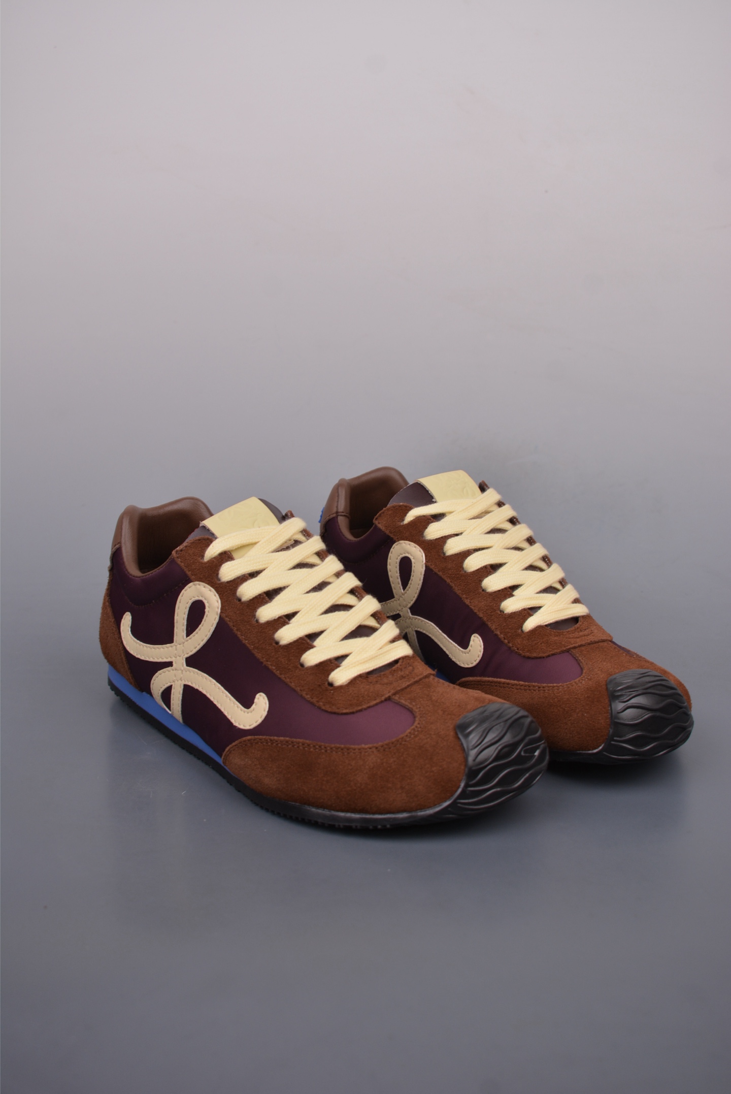 Loewe Ballet Runner 2.0 Sneakers Brown Blue Beige MBR2282X01-4865