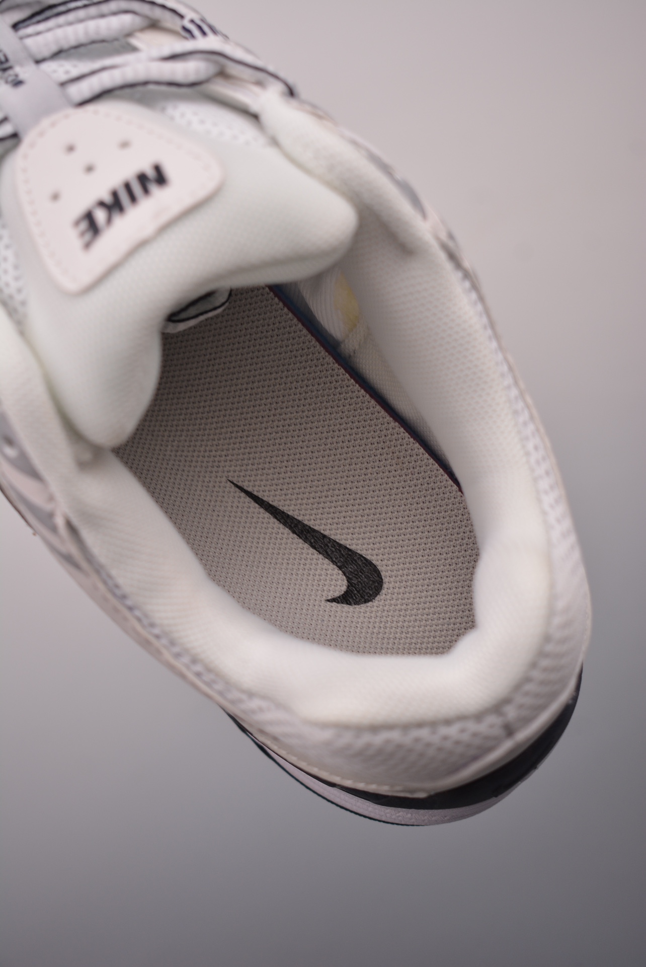 Nike Initiator Running INS P-6000 Daddy Shoes Beige Obsidian Blue CD6404-018