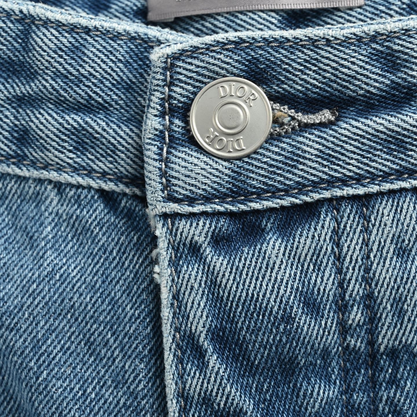 Dior 24ss denim shorts with cannage embroidery