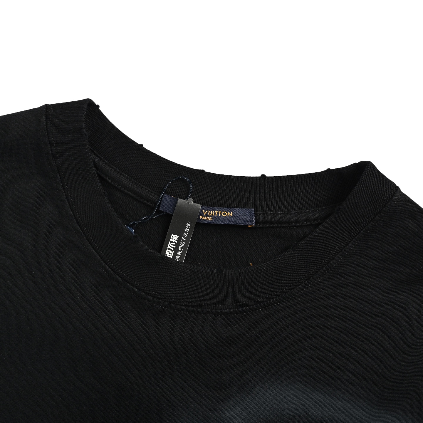 Louis Vuitton short-sleeved shirt with hand-painted embroidered logo on the chest
