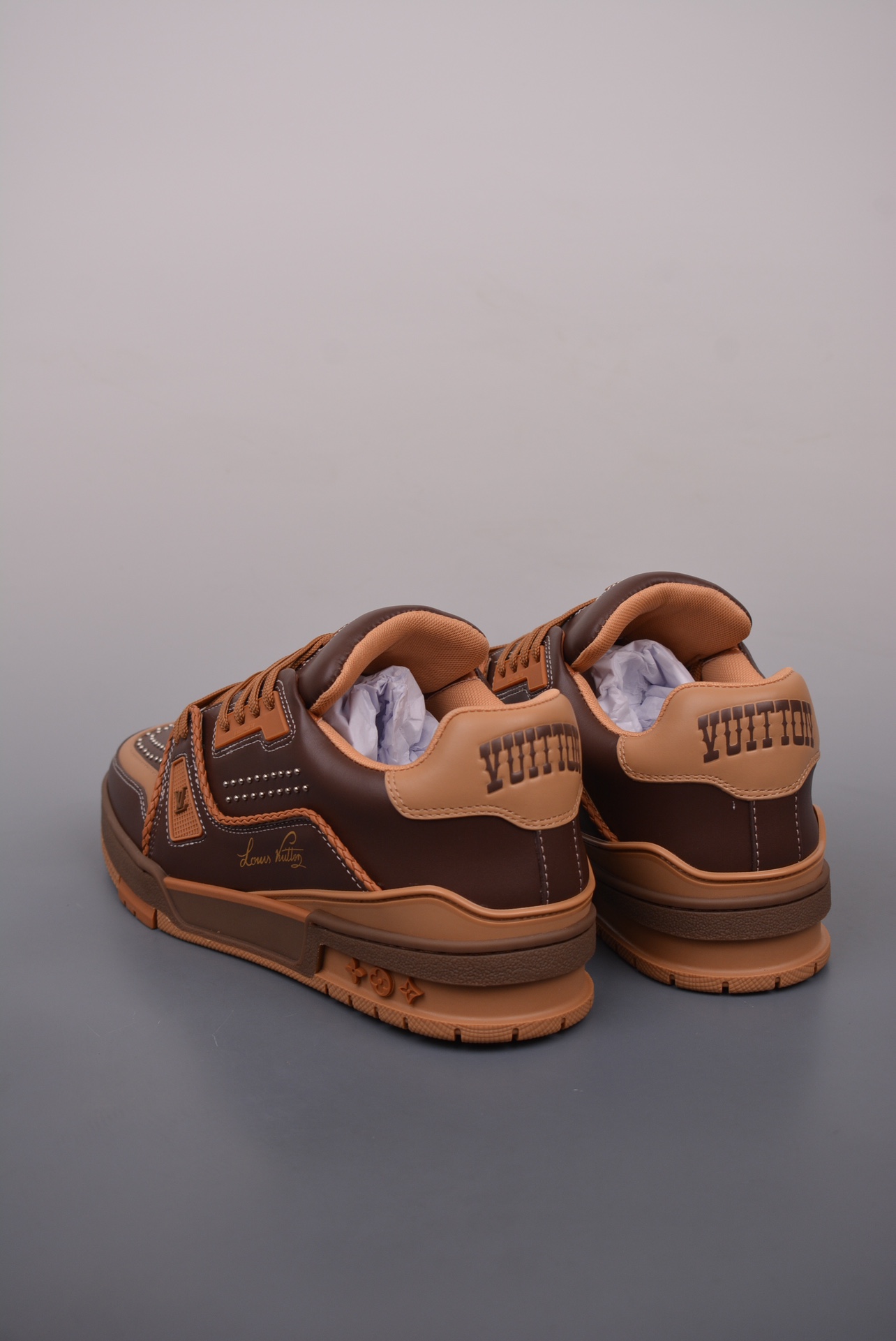 Louis Vuitton Trainer Sneaker Low Dark Brown Rivets 1AD7L7