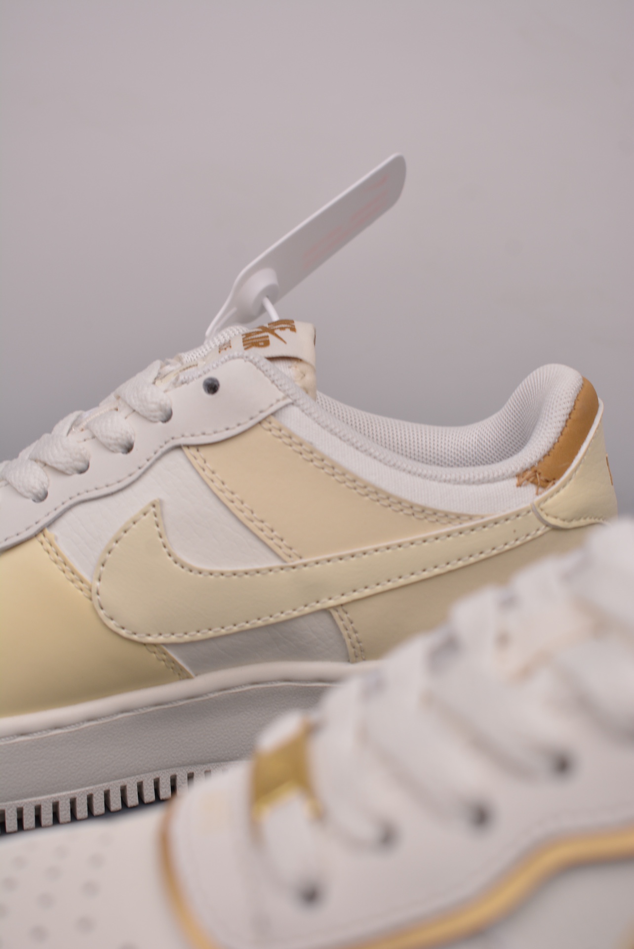 Nike WMNS Air Force 1 ShadowSail Metallic Gold DZ1847-108