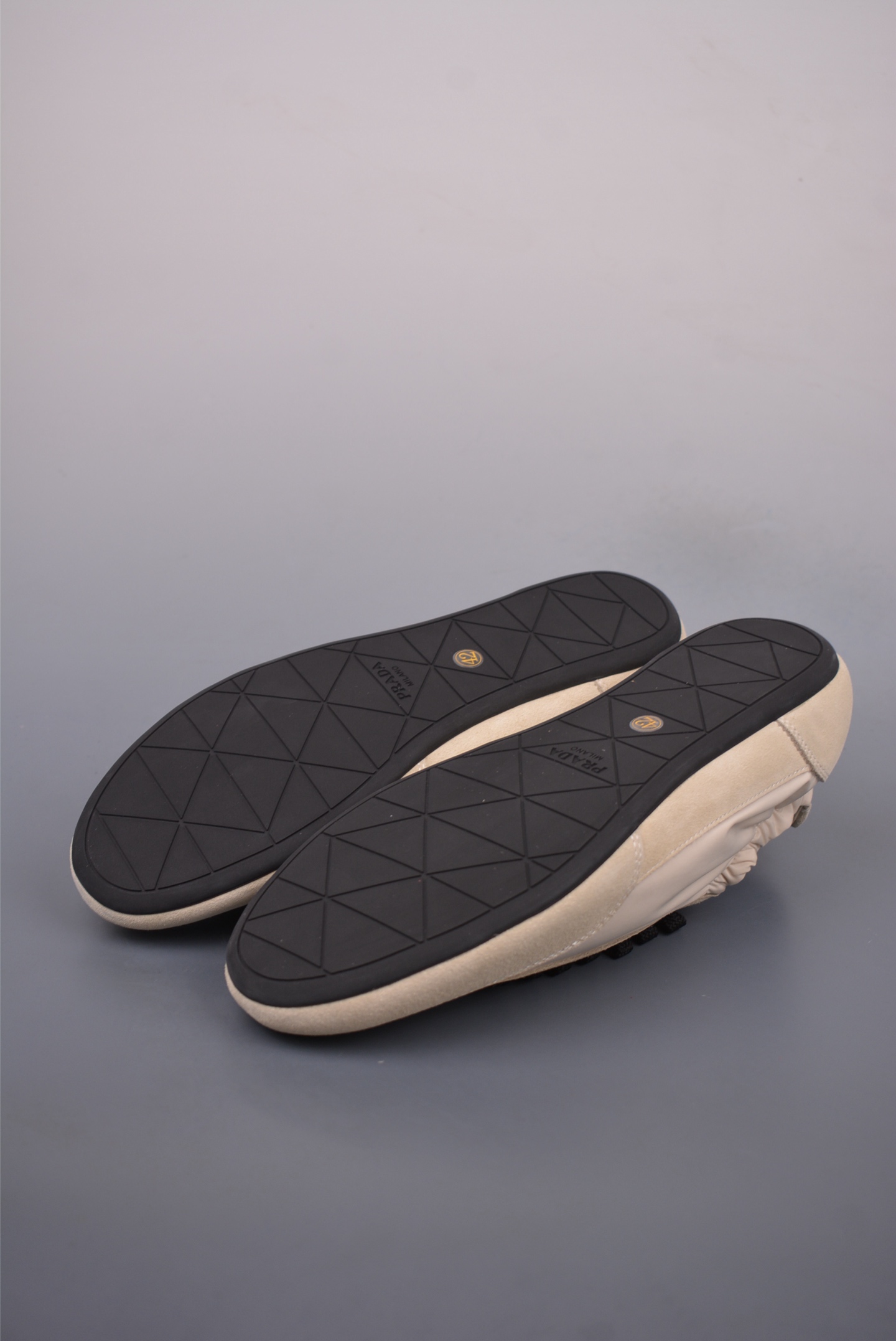 Prada SpringSummer Show Thin-soled Dexter Shoes Off-White