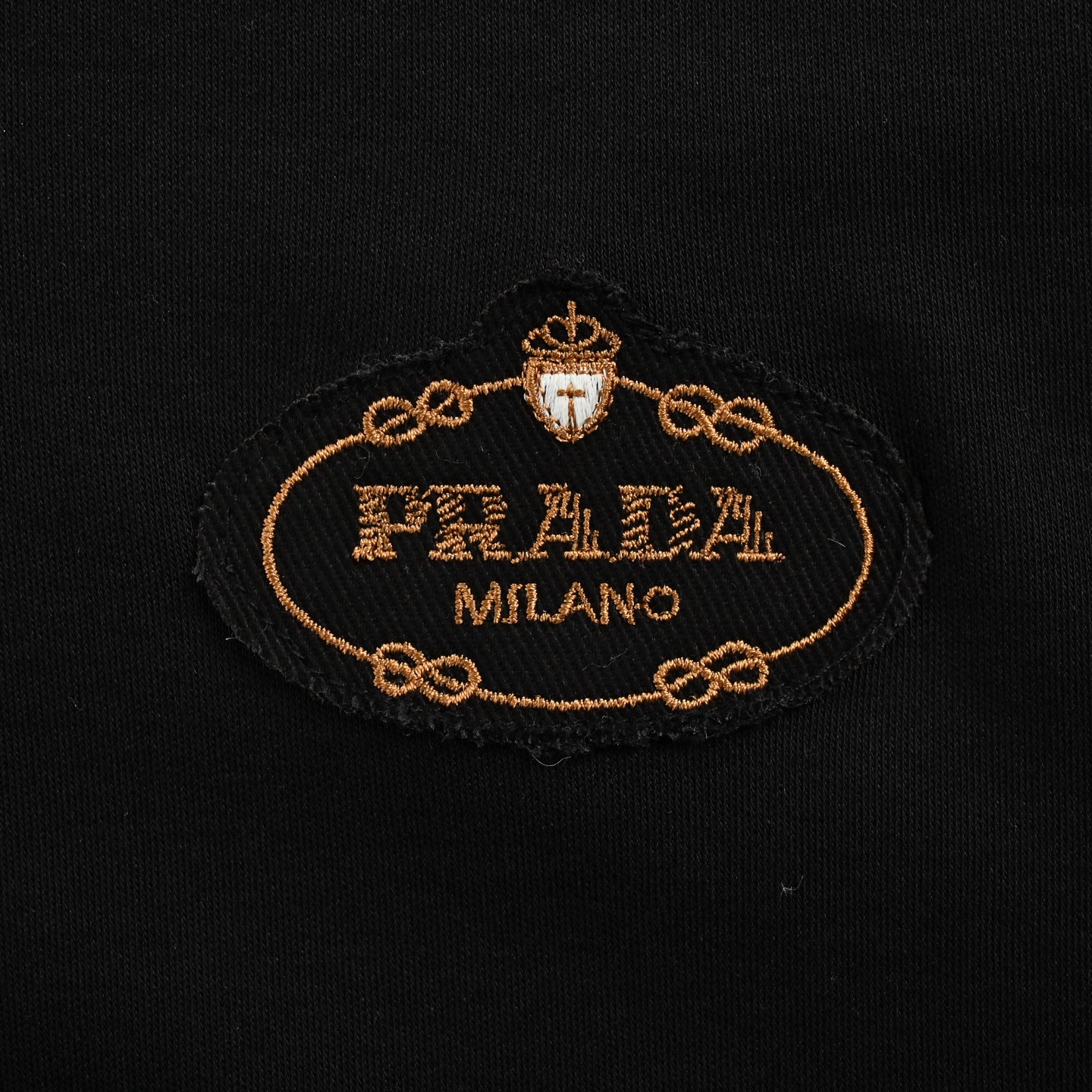 Prada 25ss chest embroidered patch logo short sleeve