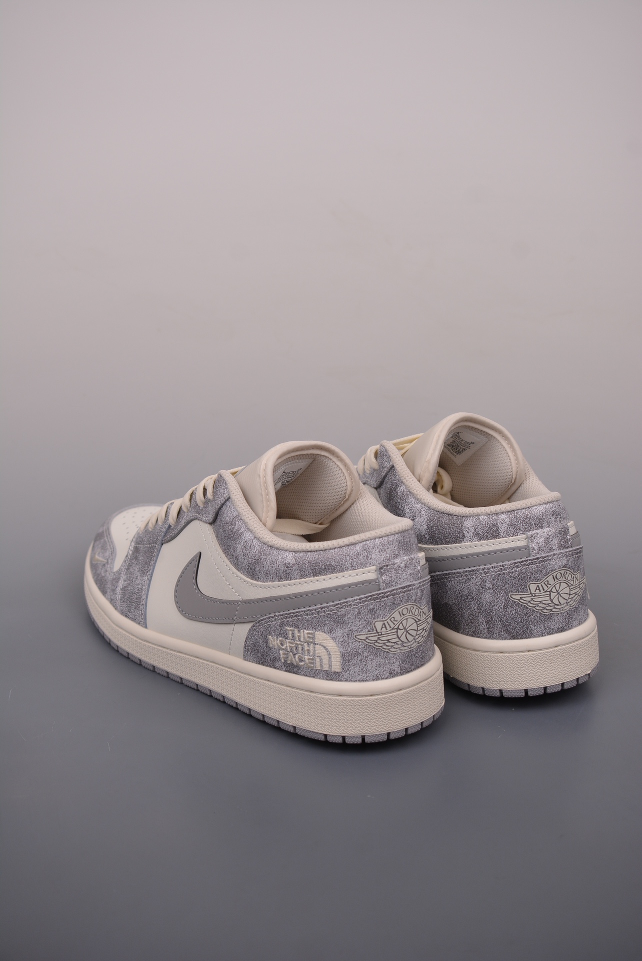 The North Face x Air Jordan 1 Low OG Grey Beige DC2024-023