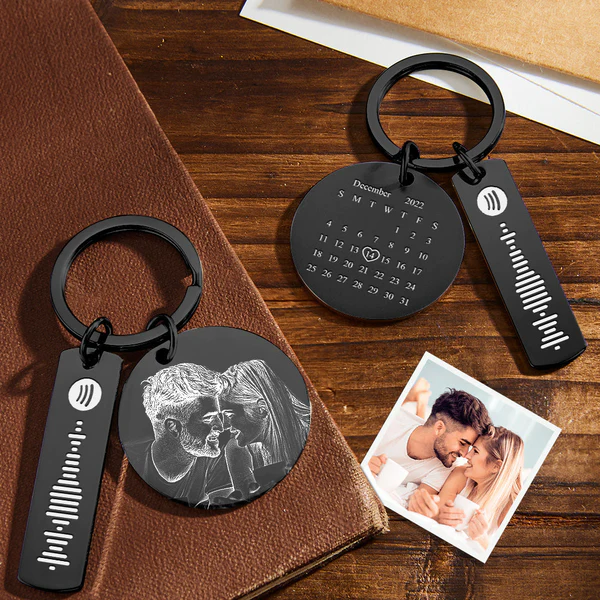 Custom Photo Calendar Spotify Keychain - Personalized Aluminum Keychain