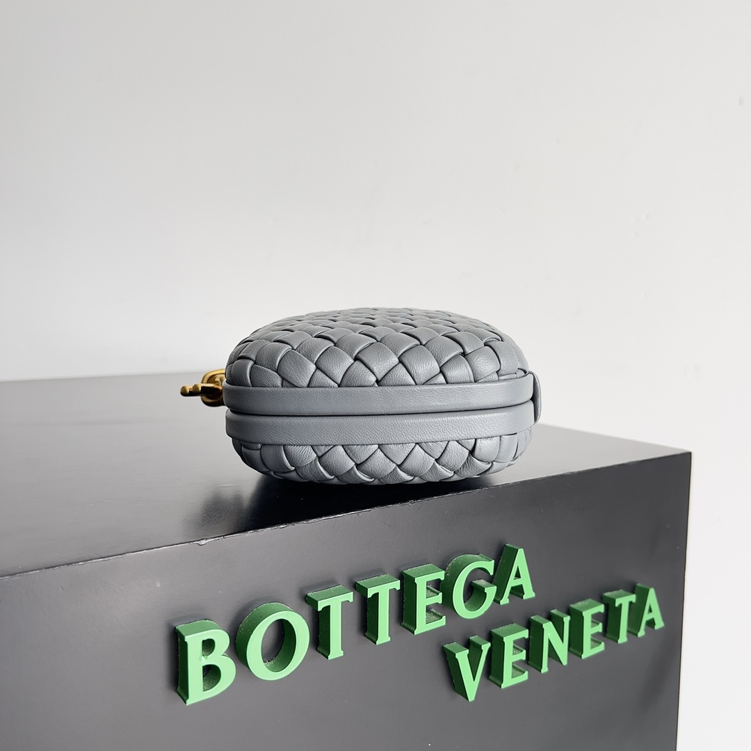 Bottega Veneta 24 Spring Fashion Braided Evening Bag 717622