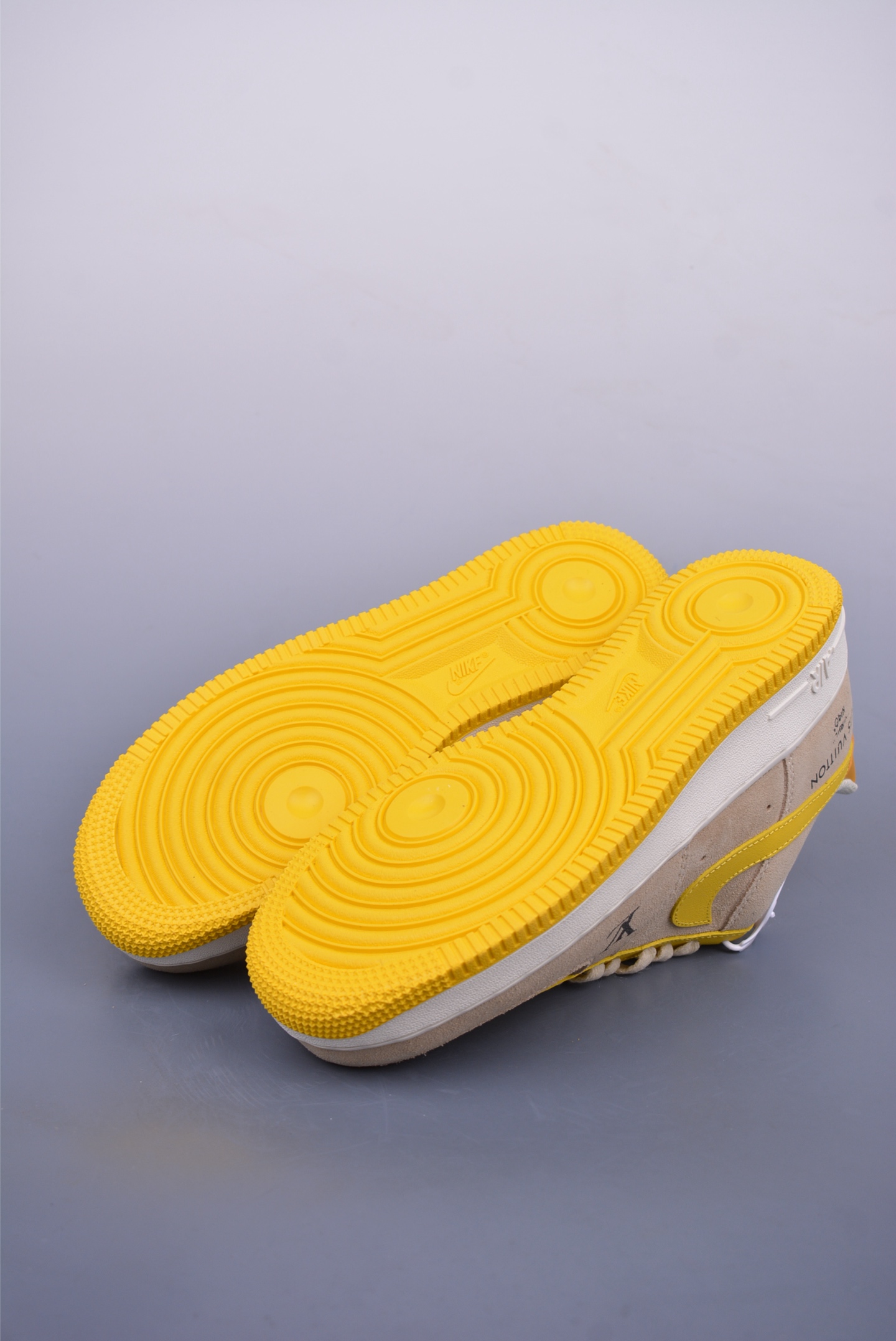 Louis Vuitton x Nike Air Force 1 07 LV8 Low Sneakers Khaki Bright Yellow LV Print HQ2037-322