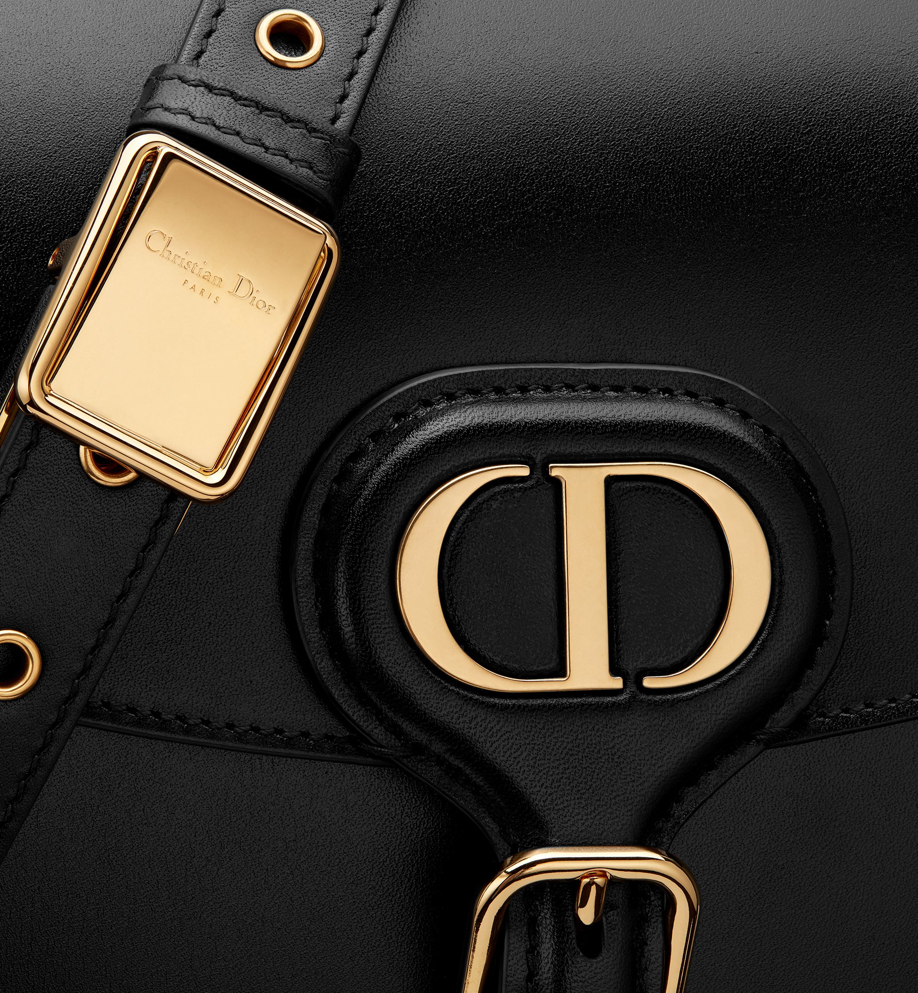 Dior Medium Dior Bobby Bag M9319UMOL_M900