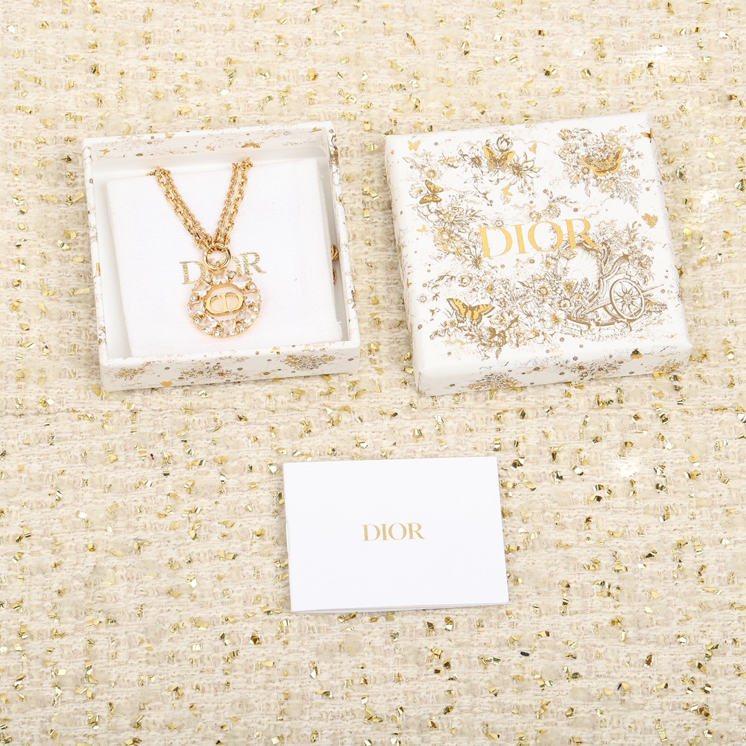 Dior round diamond necklace