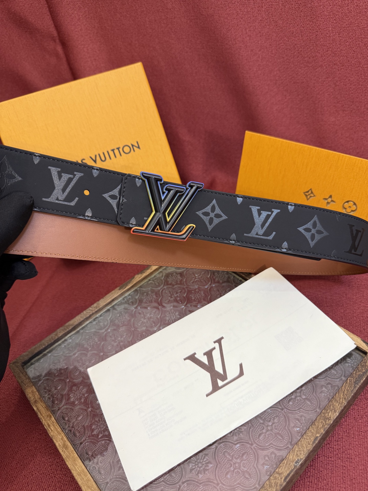 Louis Vuitton Classic Embossed Double-Sided Men's Belt 4CM Width