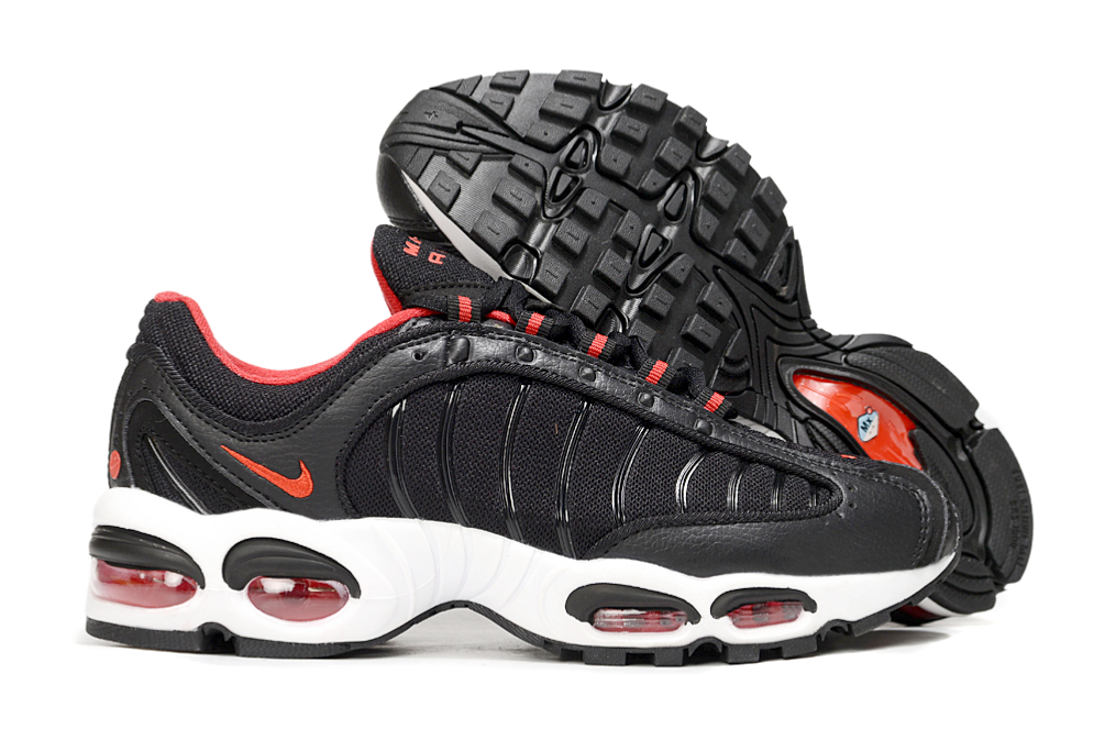 Air Max TailWind 4