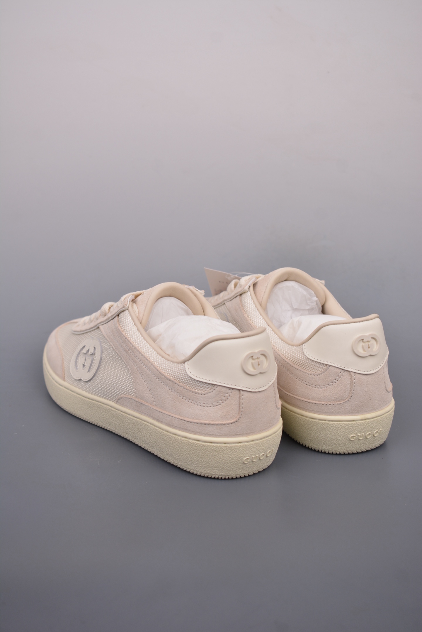 Gucci Interlocking G Suede Sneaker G74 off-white