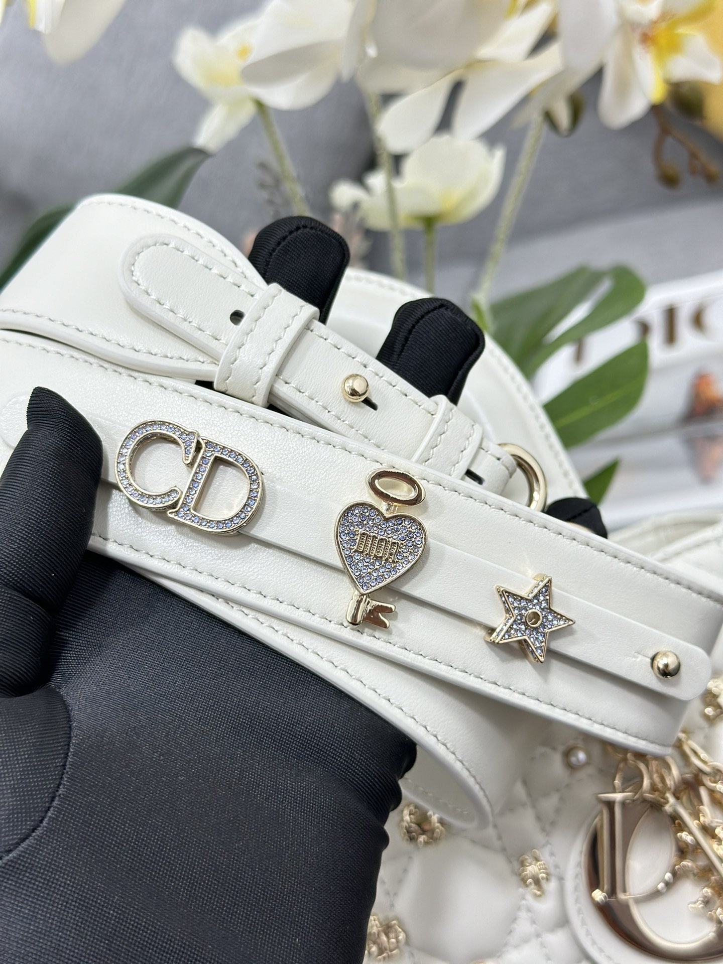 Dior Lady Four-grid Constellation Stud White Lady Bag M0538