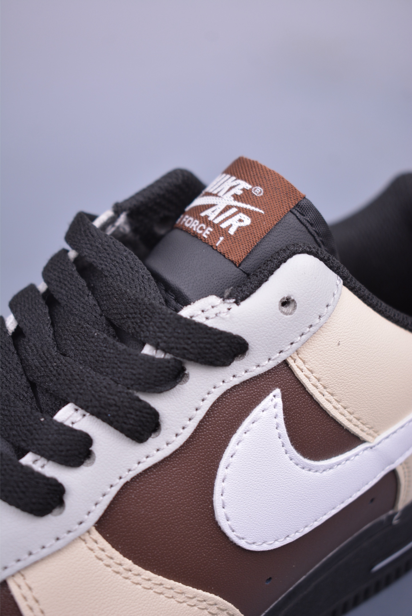 Louis Vuitton x Nike Air Force 1 07 LV8 Low Sneakers BeigeWhiteBrown 808788-625