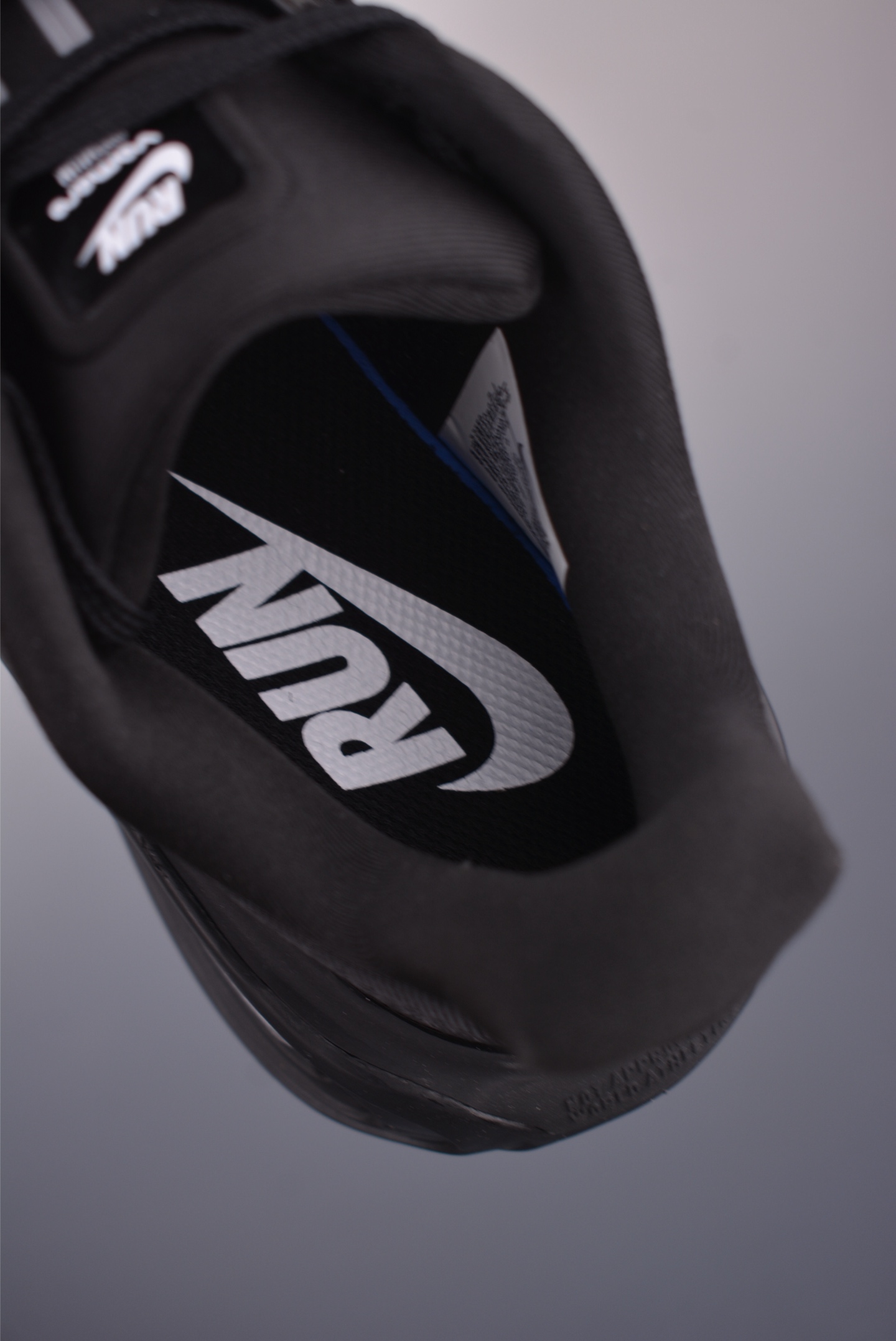 Nike Vomero Premium Air 