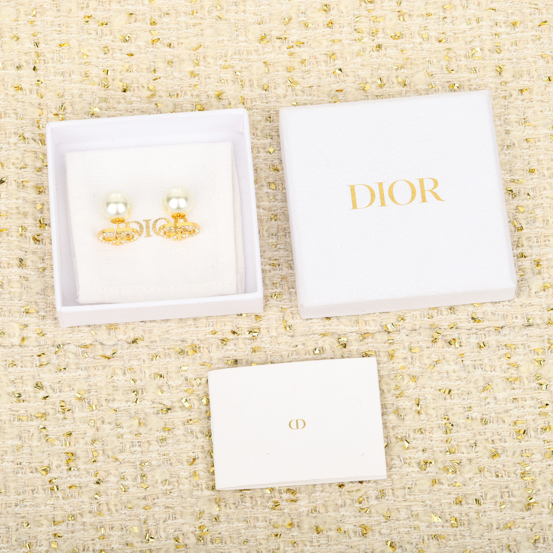 Dior full diamond bee pearl earrings