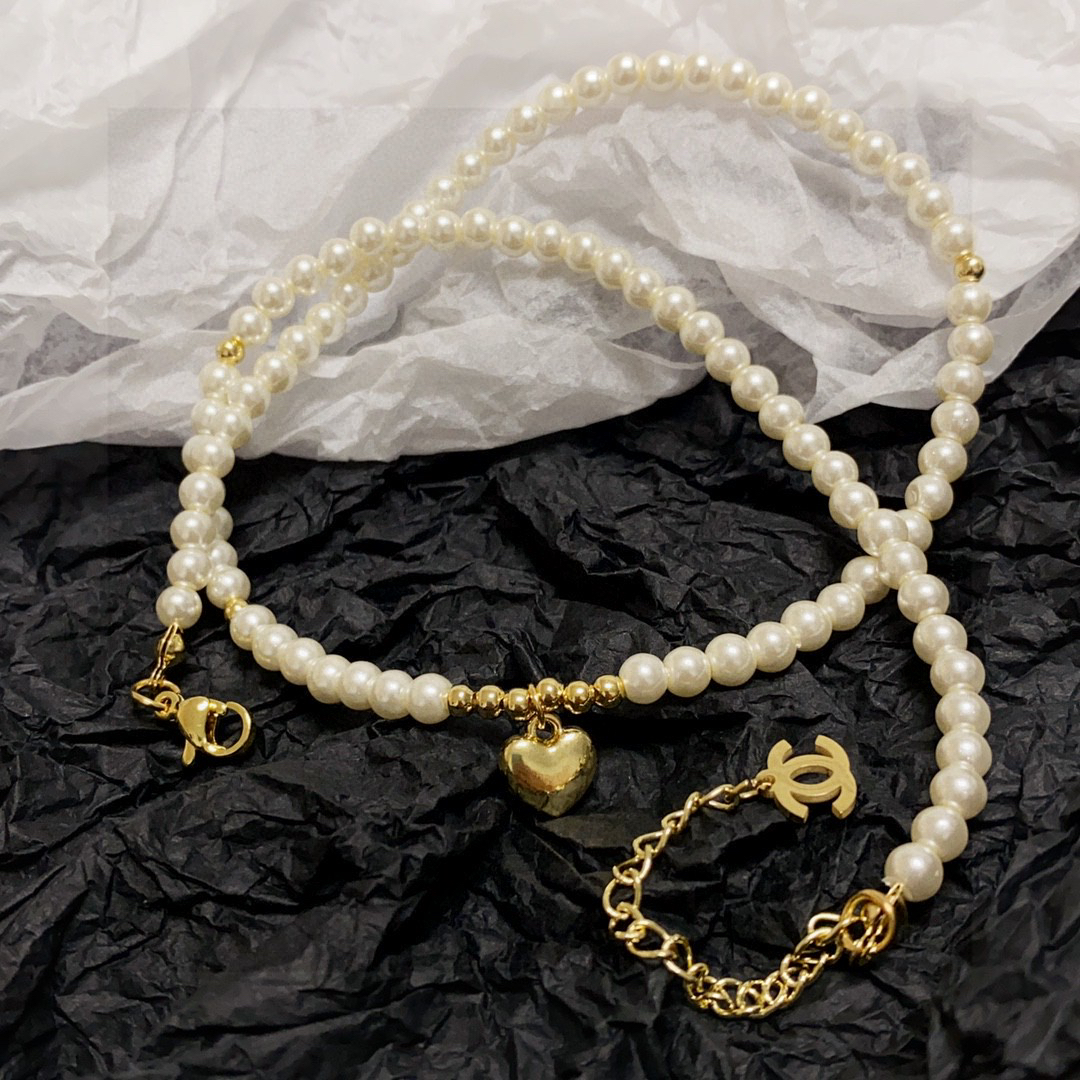 Chanel New Korean Pearl Necklace