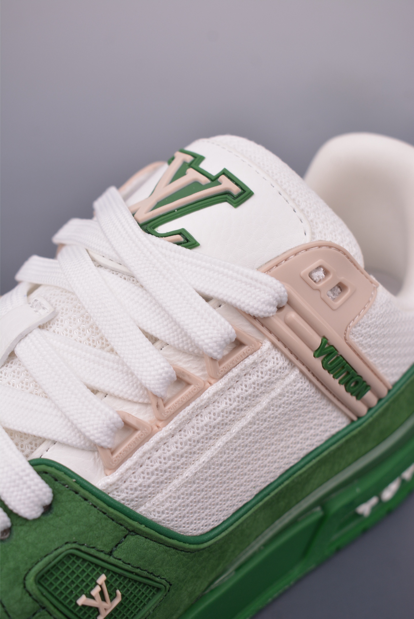 Louis Vuitton Trainer Sneaker Low 