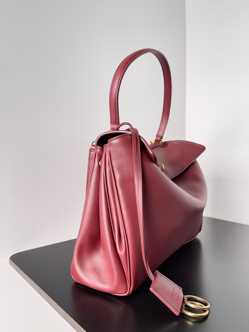 Balenciaga Rodeo Medium Bag
