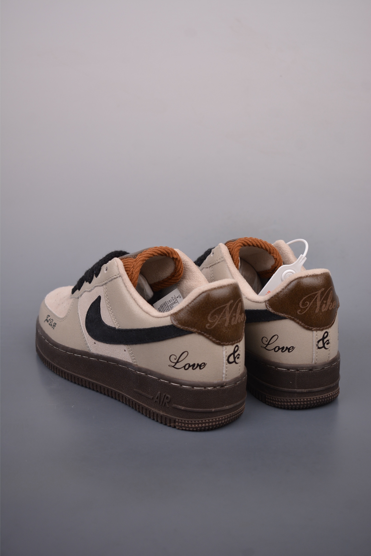Nike Air Force 1’07 Low Love & Peace Gray Brown HQ3458-142