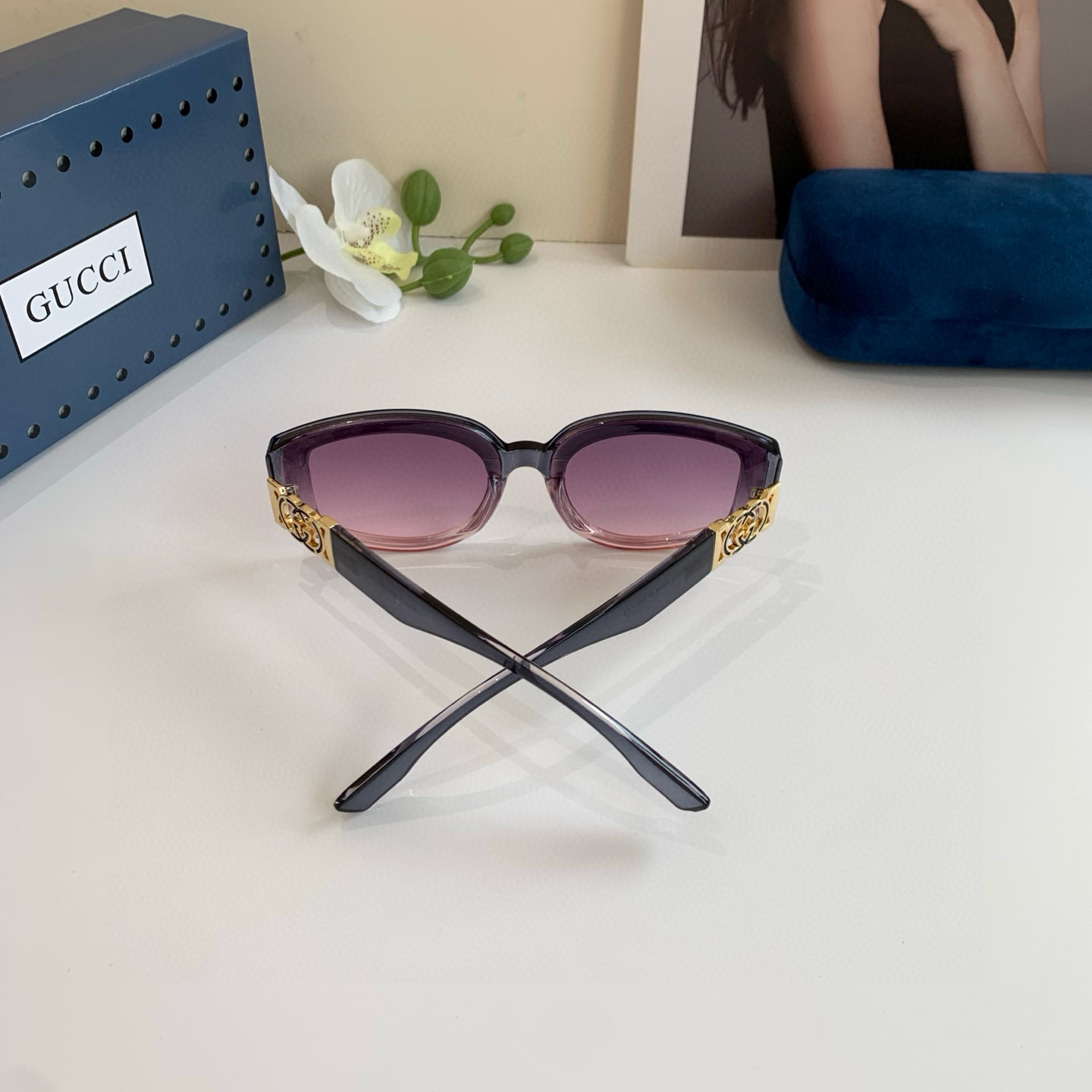 Gucci Round Frame Sunglasses