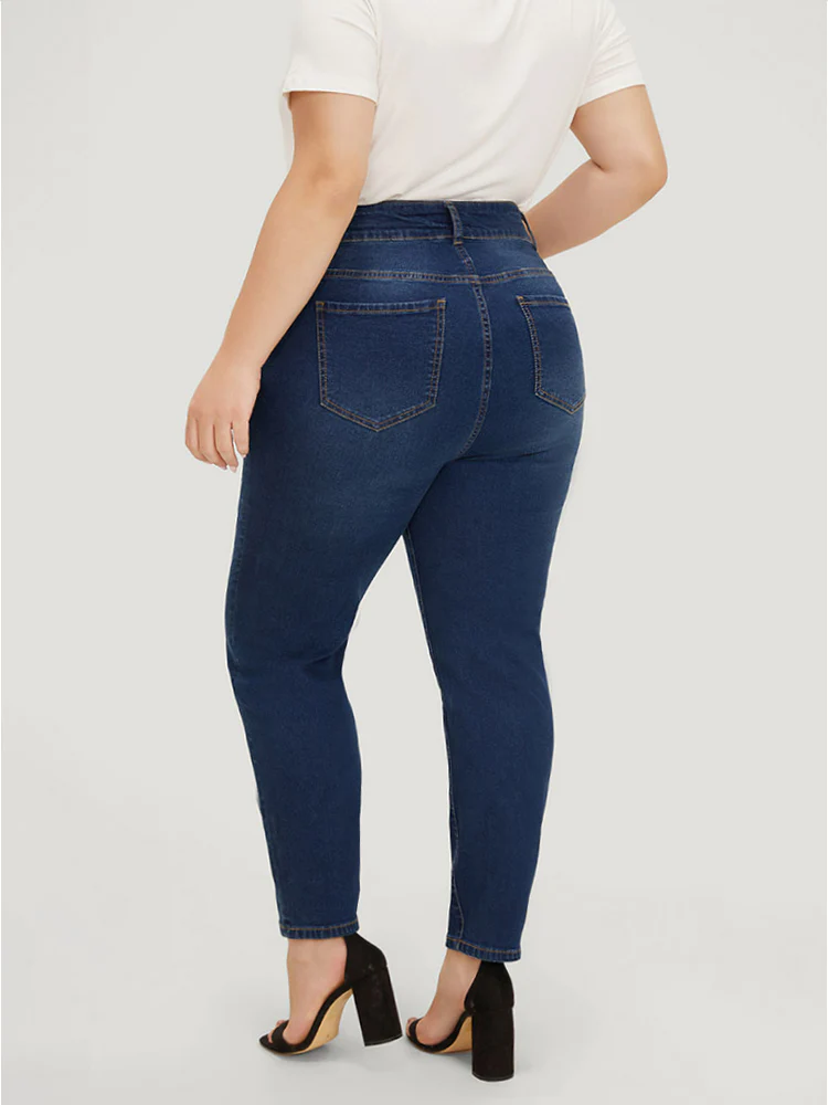 Very Stretchy High Rise Medium Wash Star Embroidery Jeans