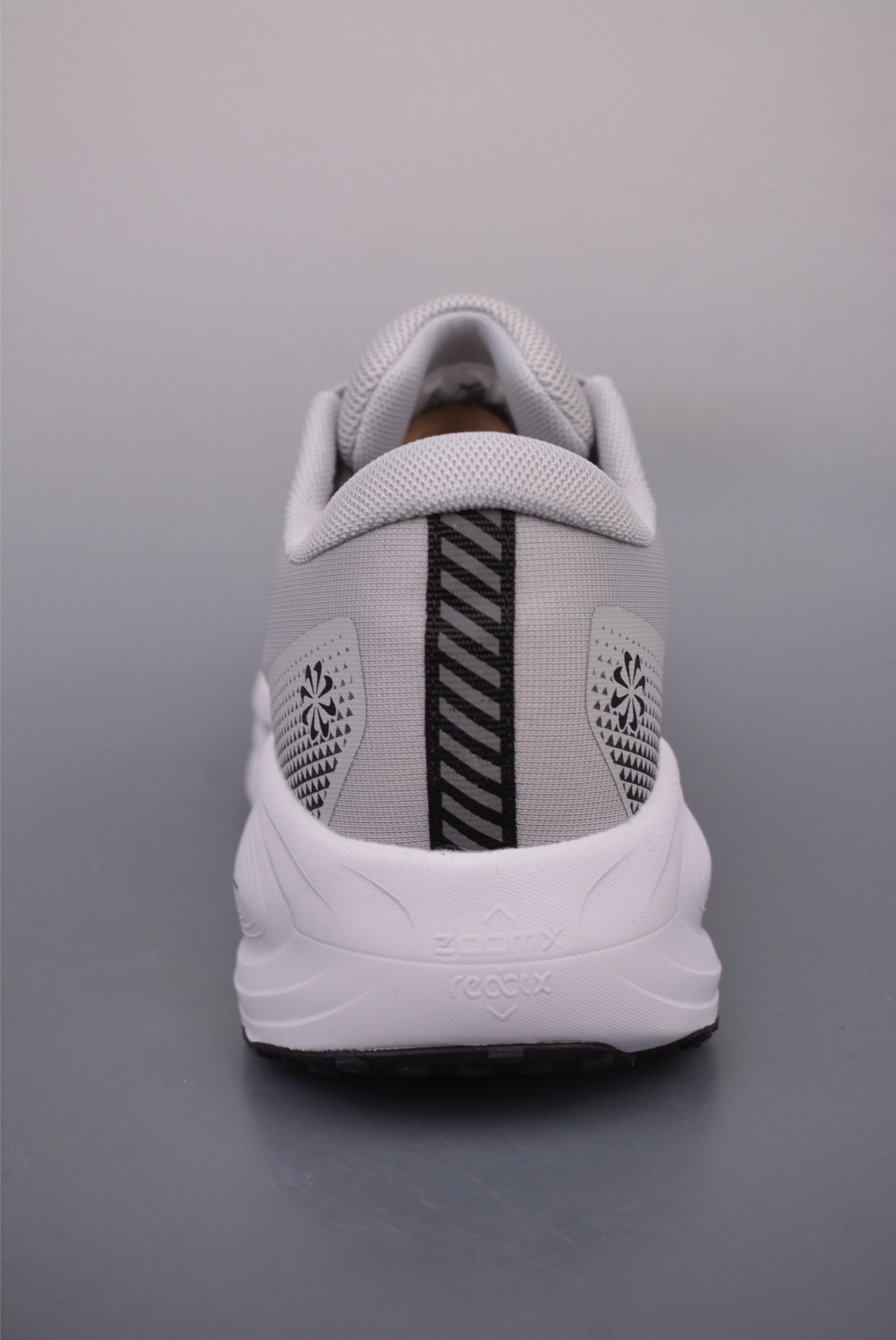 Nike Air Zoom Vomero 18X 2025 Grey