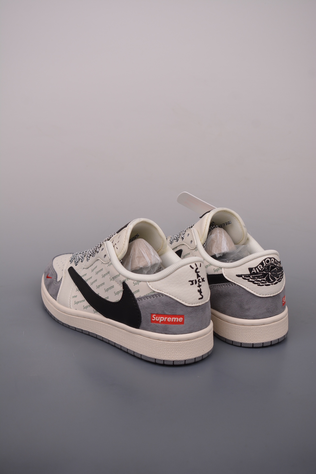Supreme x Travis Scott x Nike Air Jordan 1 Low OG SP Beige Gray Black XY2688-120