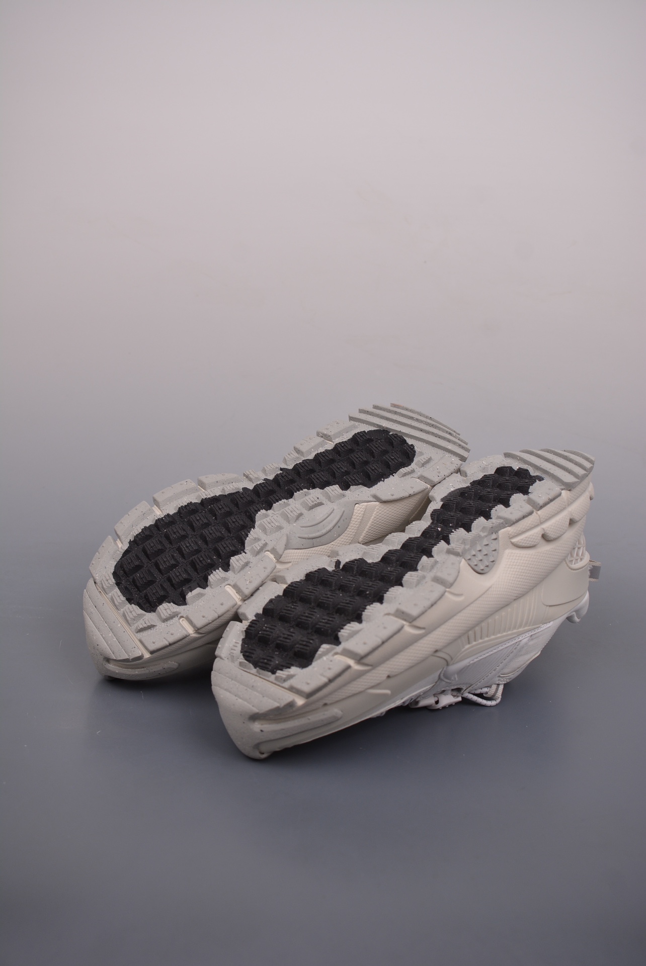 Nike Zoom Vomero 5 RoamSummit White HV5951-100