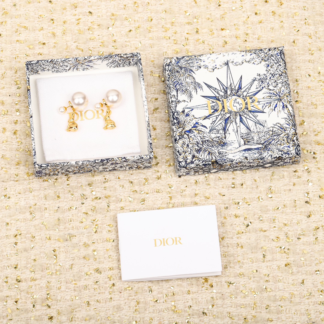 Dior limited edition rabbit earrings