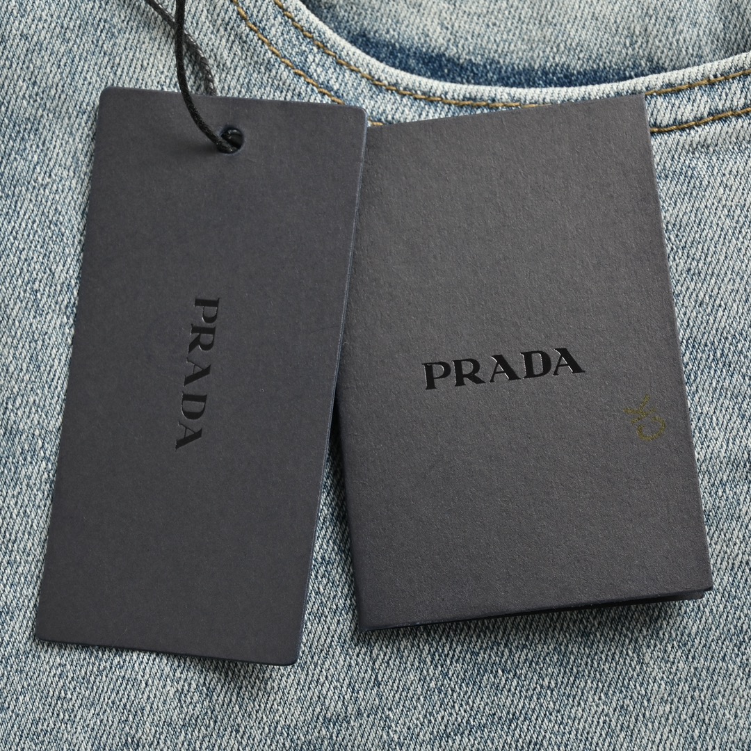 Prada 23Fw triangle back jeans