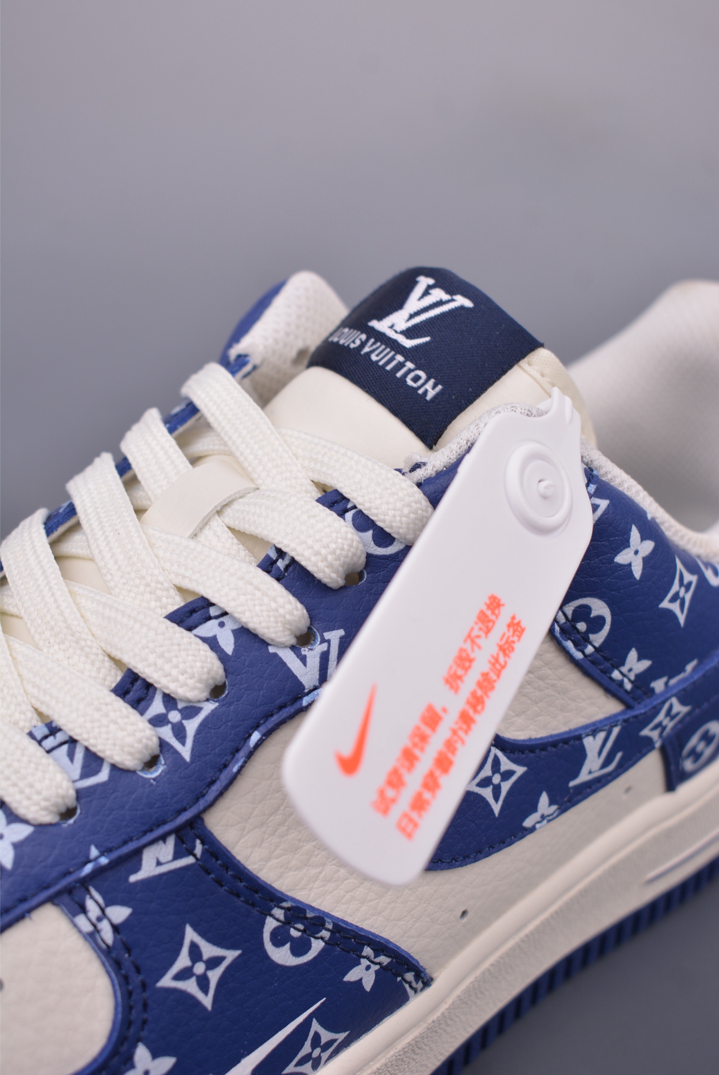 Louis Vuitton x Nike Air Force 1'07 LV8 Low 