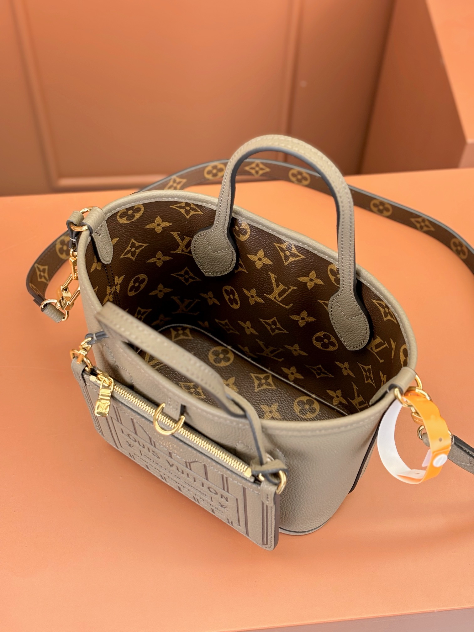Louis Vuitton NEVERFULL INSIDE OUT BB Bag M12109