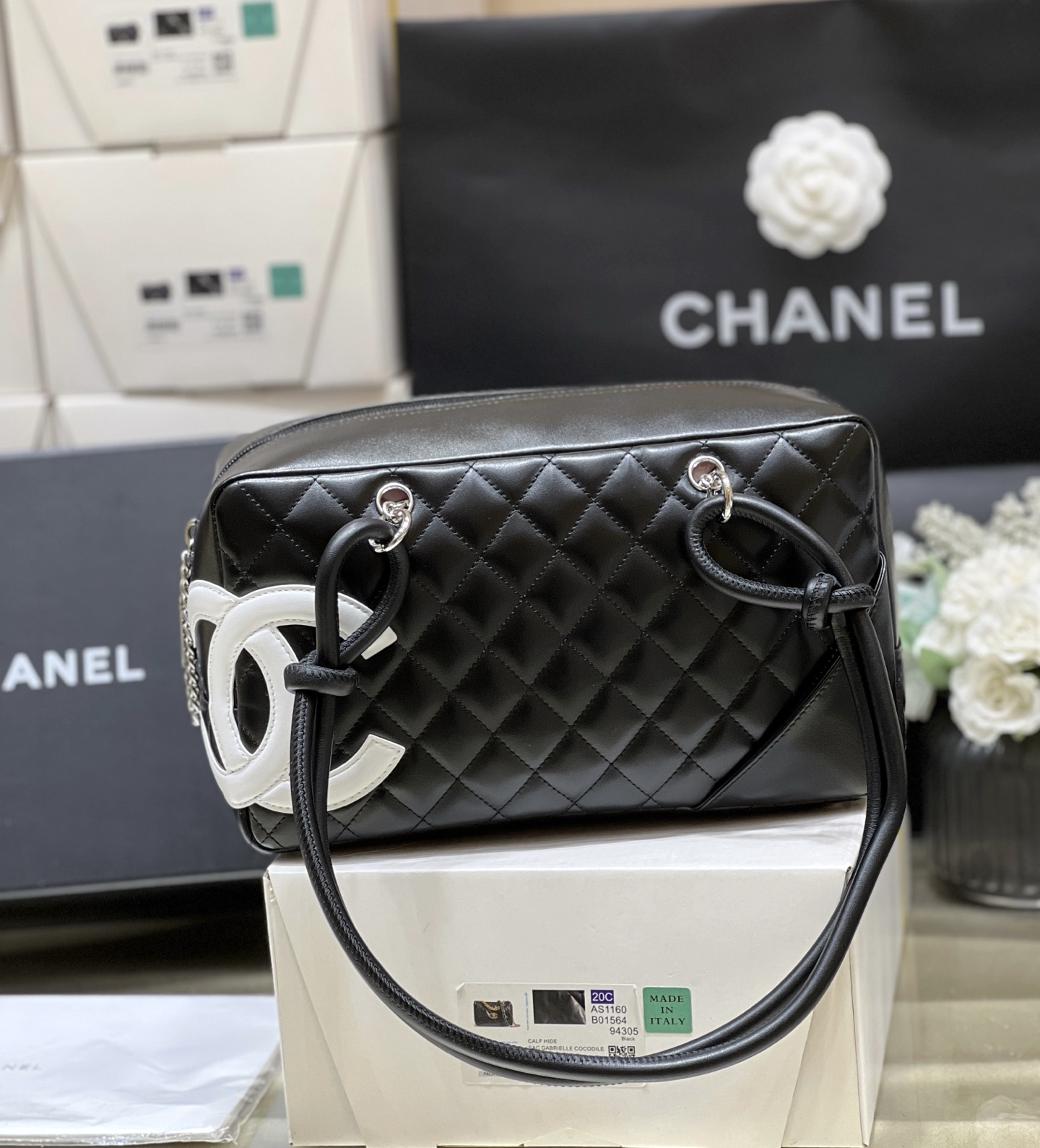 Chanel Used Kangpeng Large Pillow Bag A25171